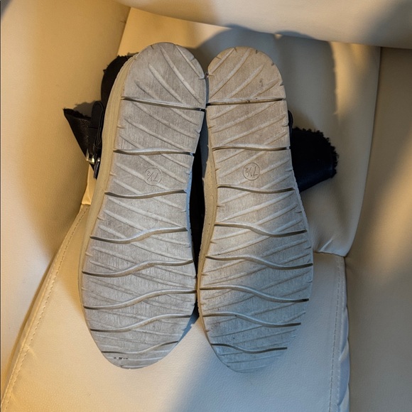 American Rag Stylish Black Women's Ankle Boots SZ 7.5 - Picture 5 of 9